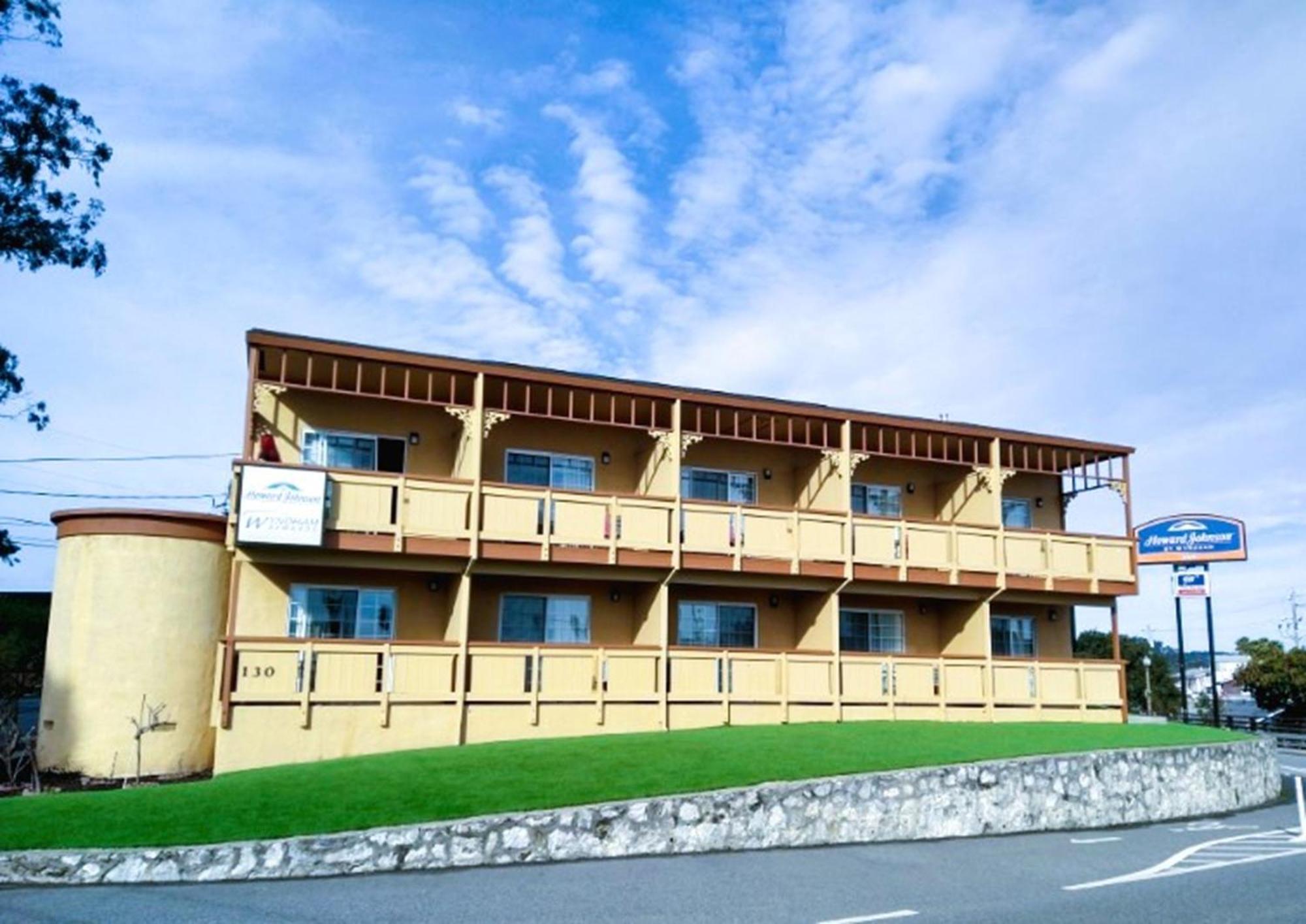 Howard Johnson By Wyndham Santa Cruz Beach Boardwalk Exterior foto